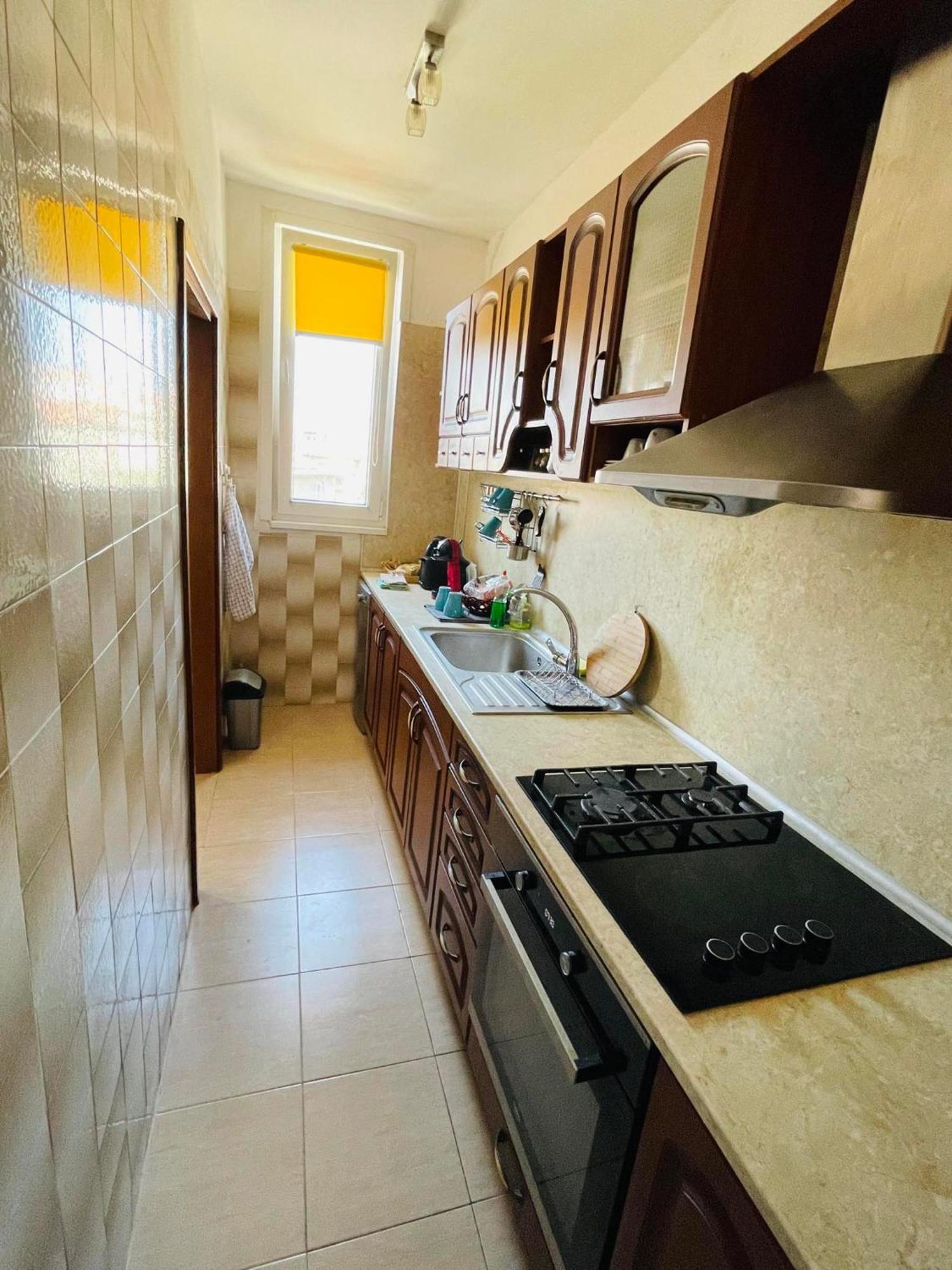 Sunny Cozy Flat In The Centre, Close To Beach, 4 Rooms, 105Sqm Varna Eksteriør billede